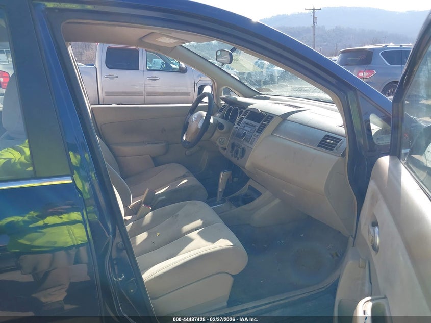 2009 Nissan Versa 1.8S