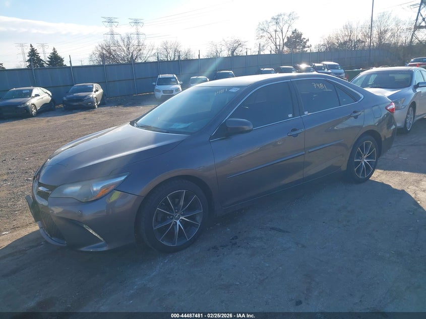 2015 Toyota Camry Xse