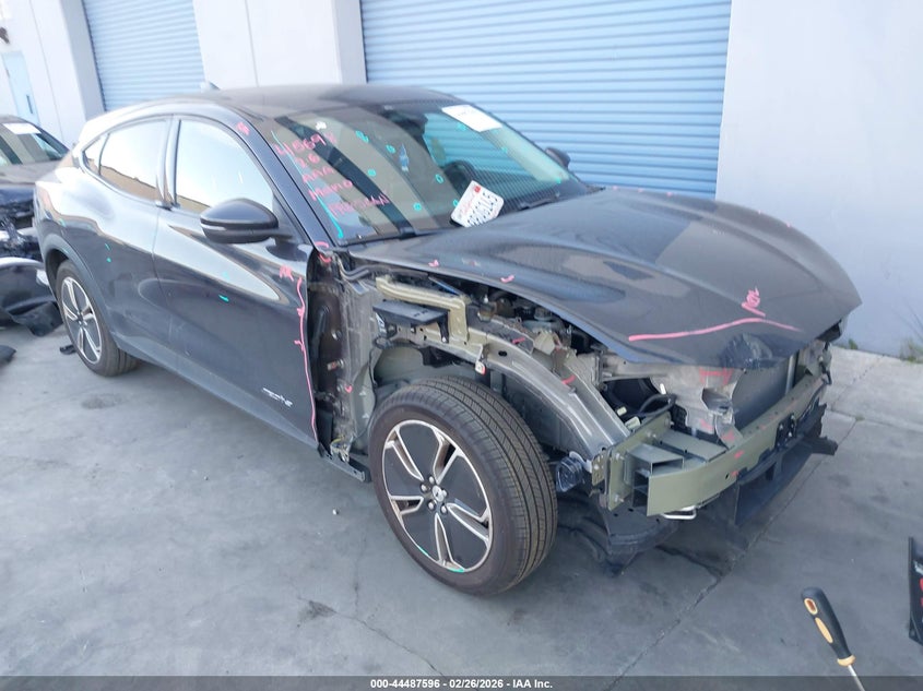 3FMTK1RM4NMA17676 FORD MUSTANG MACH-E Photo 1
