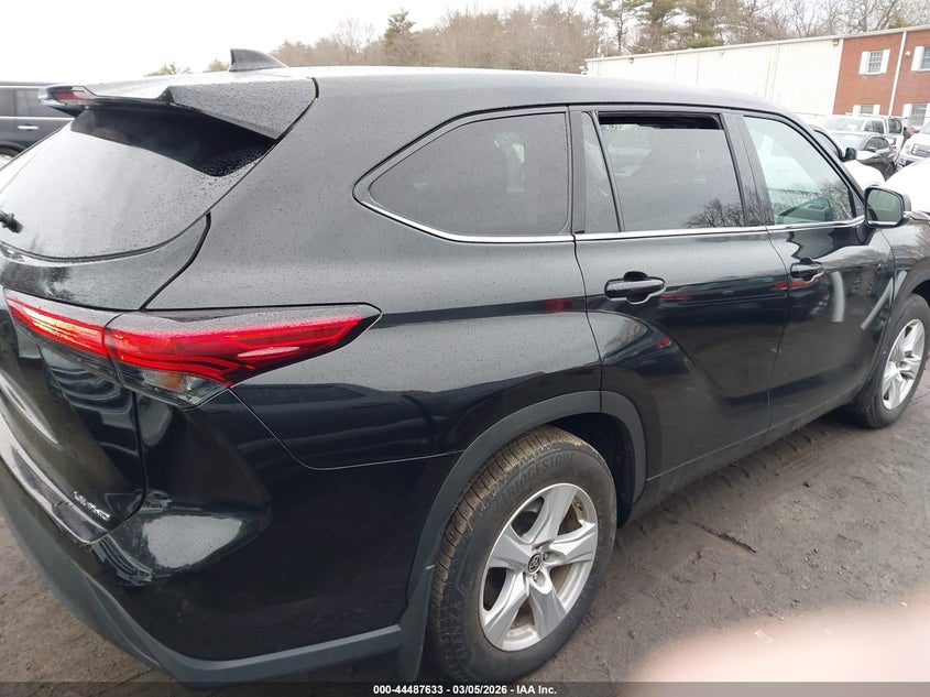 2021 Toyota Highlander Le