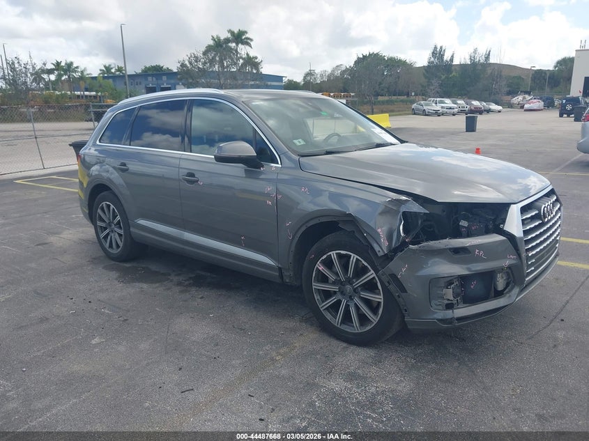 2017 Audi Q7 3.0T Premium