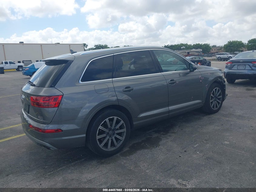 2017 Audi Q7 3.0T Premium