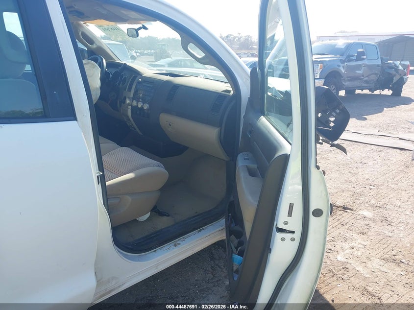 2008 Toyota Tundra Base 5.7L V8