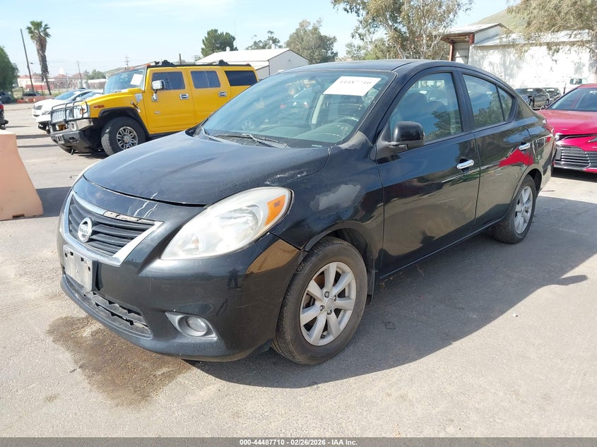 2012 Nissan Versa 1.6 Sl