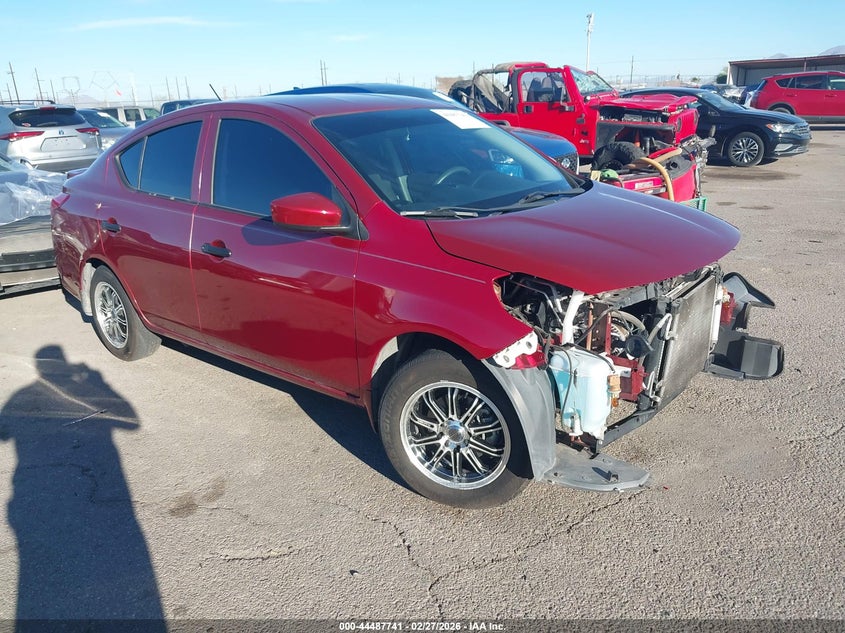 2019 Nissan Versa 1.6 S+