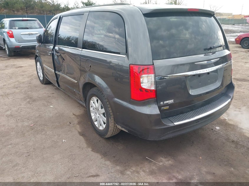 2015 Chrysler Town & Country Touring