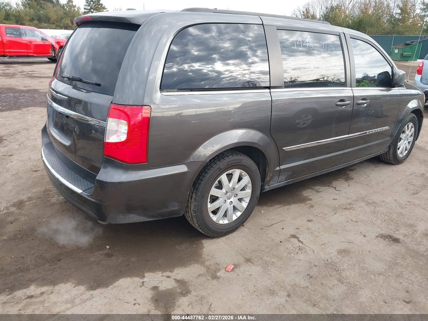 2015 Chrysler Town & Country Touring