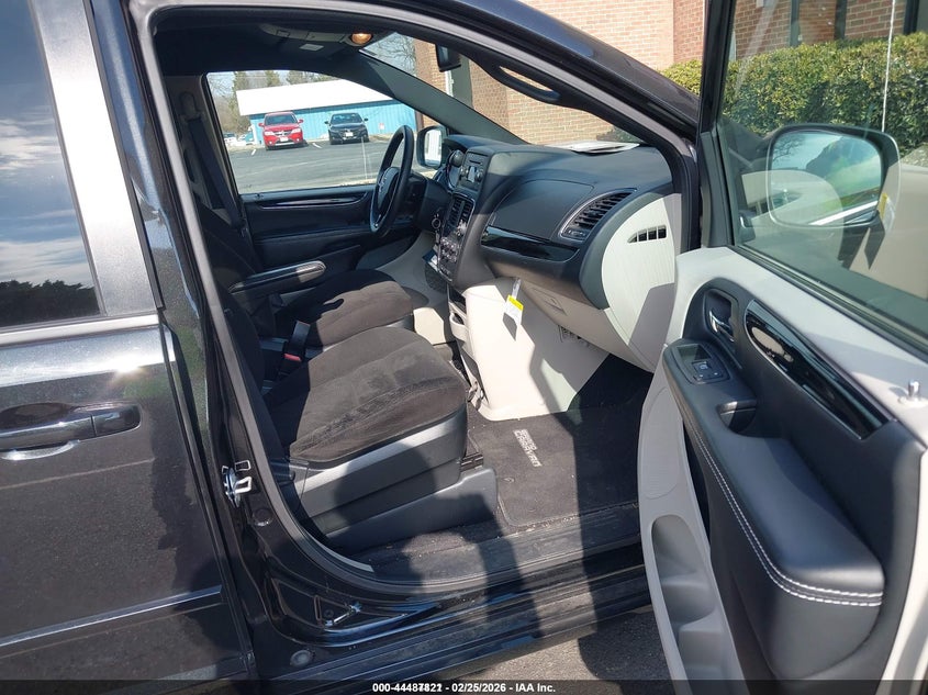 2016 Dodge Grand Caravan Se Plus