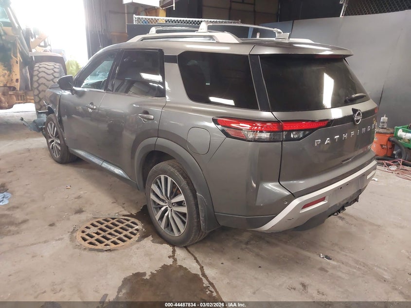 2022 Nissan Pathfinder Platinum 4Wd