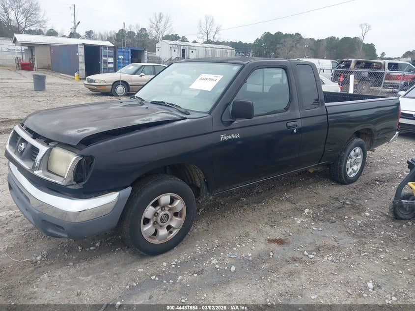 2000 Nissan Frontier Xe