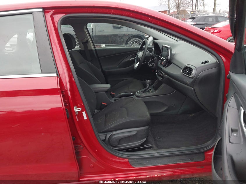 VIN KMHH35LEXKU098184 2019 HYUNDAI ELANTRA GT