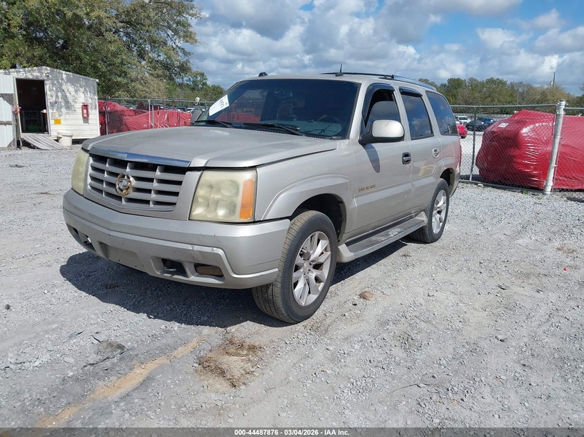 2004 Cadillac Escalade Standard