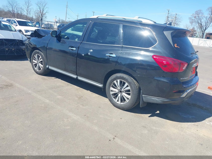 2019 Nissan Pathfinder S