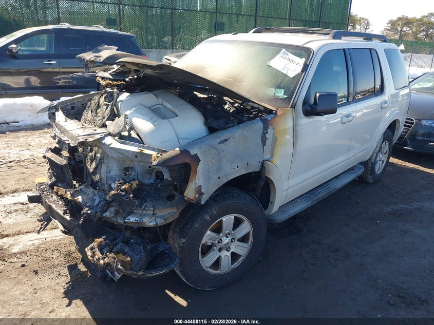 2010 Ford Explorer Xlt