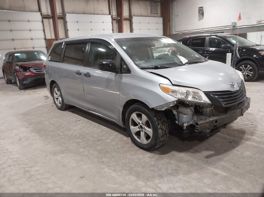 2015 Toyota Sienna L 7 Passenger