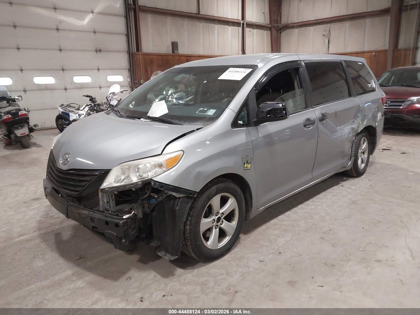 2015 Toyota Sienna L 7 Passenger