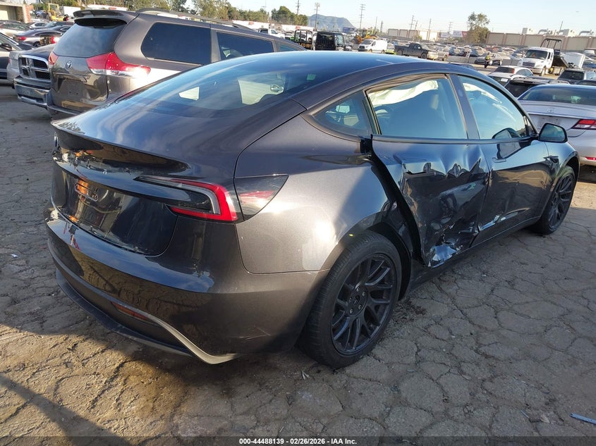 2025 Tesla Model 3 Long Range Rear-Wheel Drive/Standard Rear-Wheel Drive