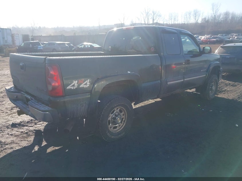 2003 Chevrolet Silverado 2500Hd Ls