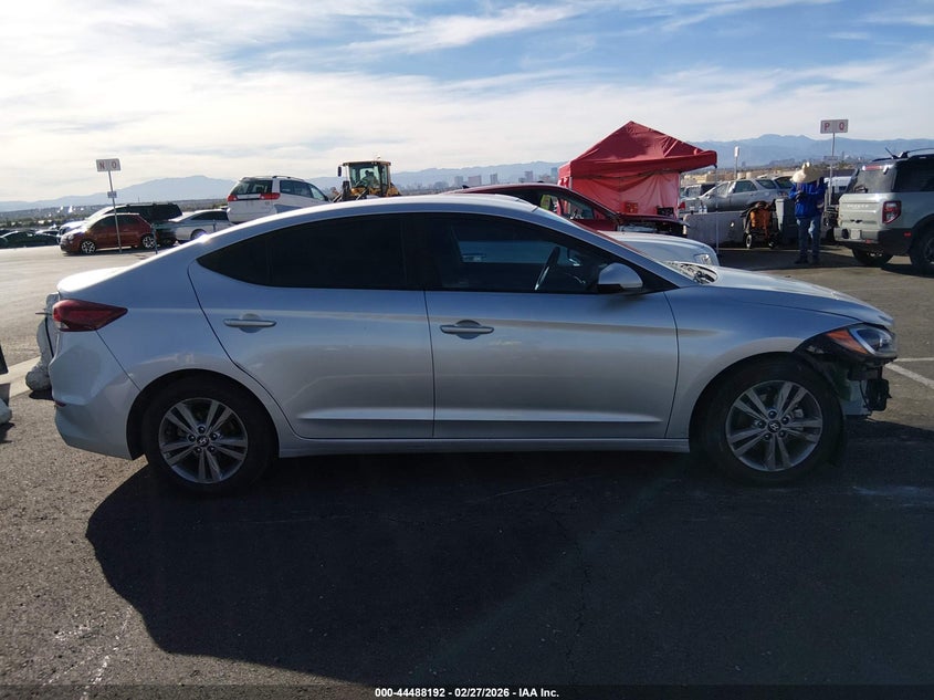 VIN 5NPD84LF6JH225089 2018 HYUNDAI ELANTRA SEL