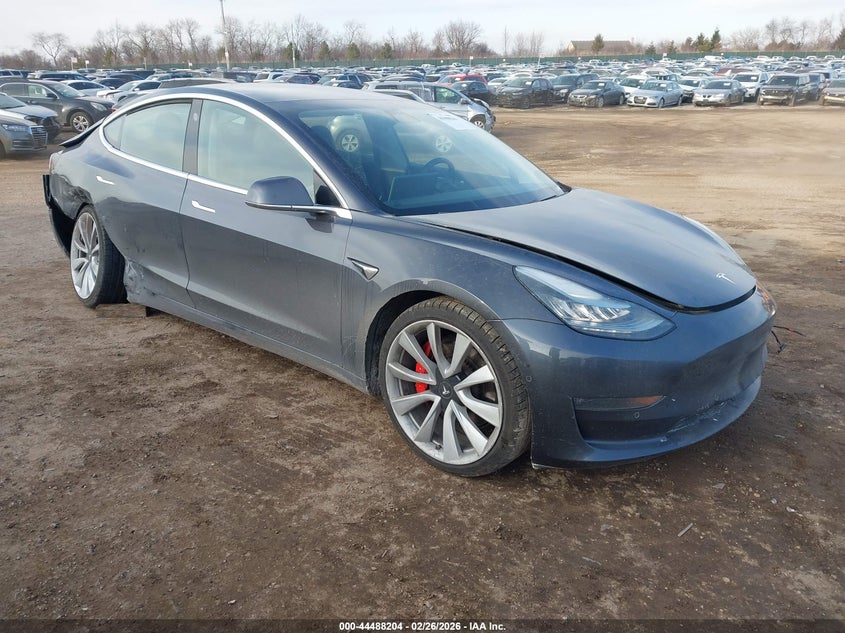 2018 Tesla Model 3 Long Range/Performance