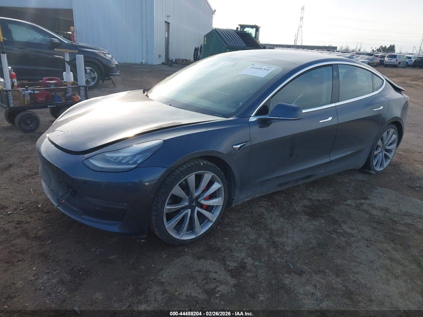 2018 Tesla Model 3 Long Range/Performance