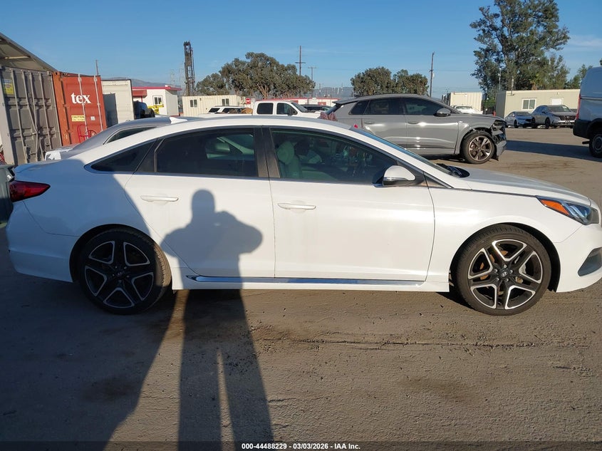 VIN 5NPE34AF7HH576383 2017 HYUNDAI SONATA SPORT
