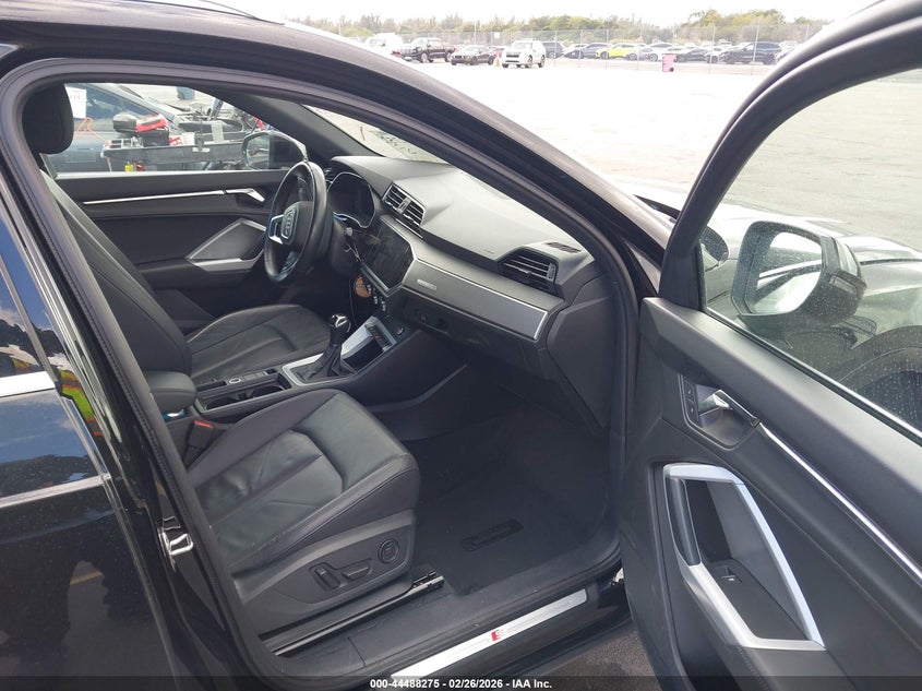 2023 Audi Q3 Premium 45 Tfsi S Line Quattro Tiptronic