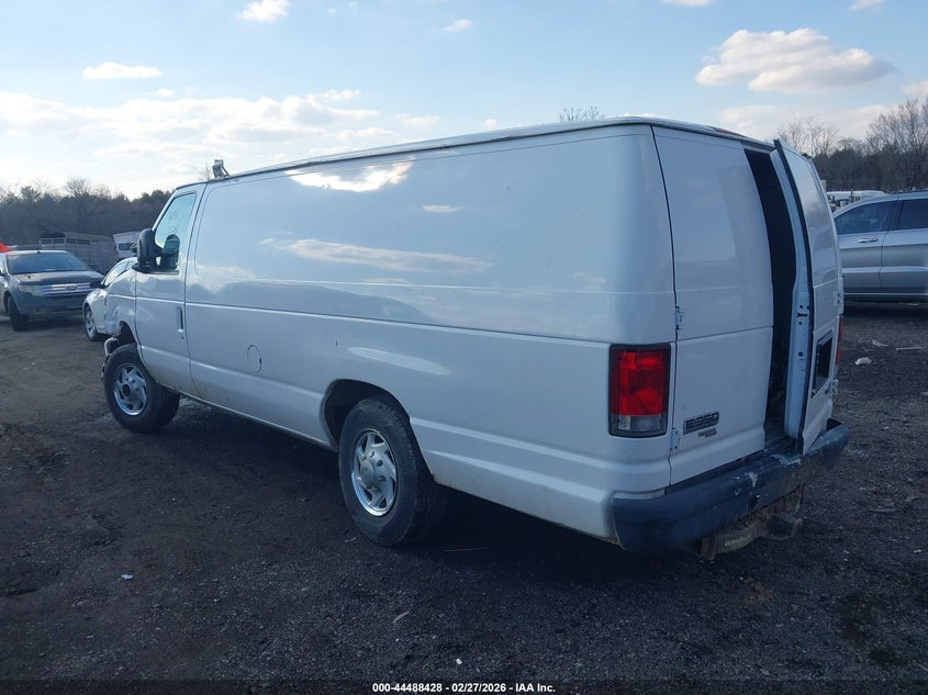 2013 Ford E-350 Super Duty Commercial