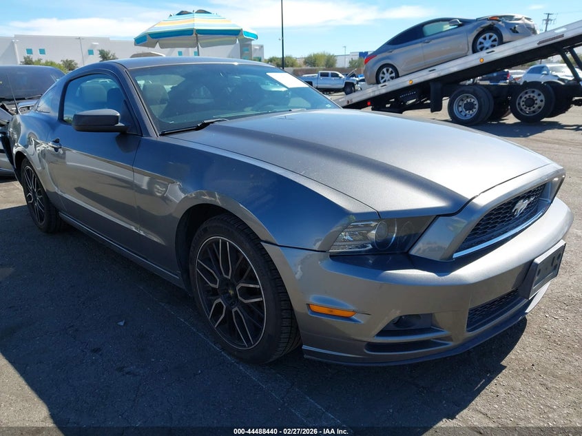 2014 Ford Mustang V6