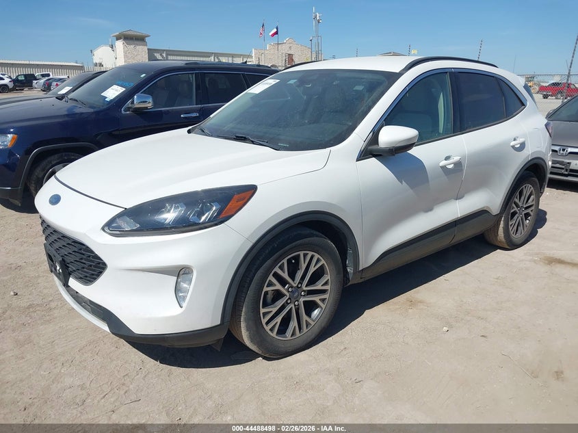 2020 Ford Escape Sel
