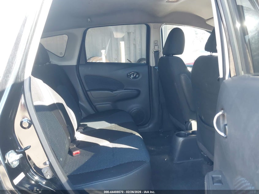 3N1CE2CP7HL367661 2017 Nissan Versa 1.6 Note Sv black