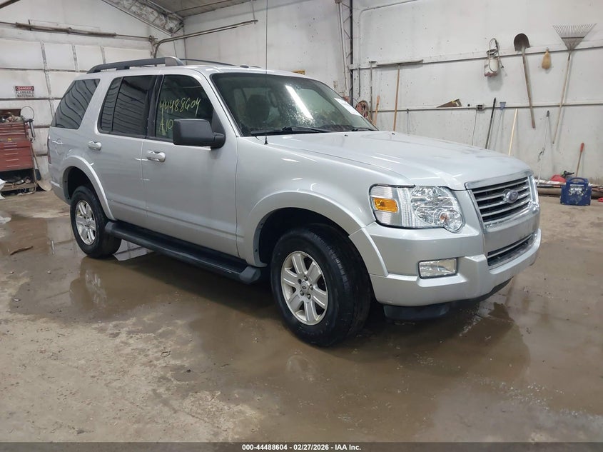 2010 Ford Explorer Xlt
