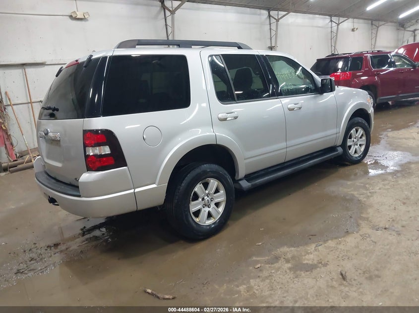 2010 Ford Explorer Xlt