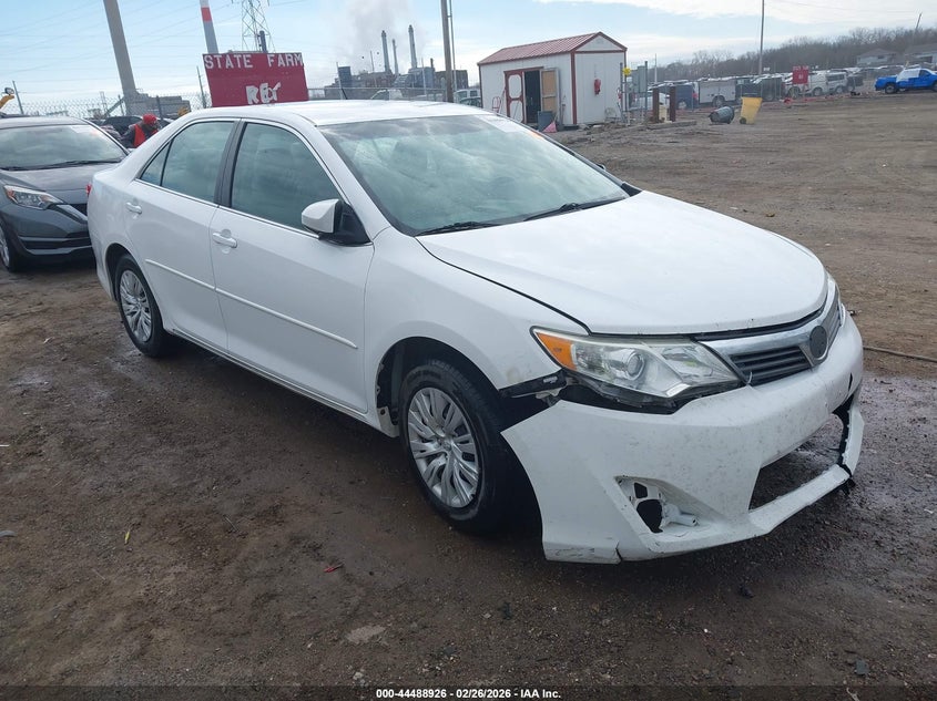2014 Toyota Camry Le