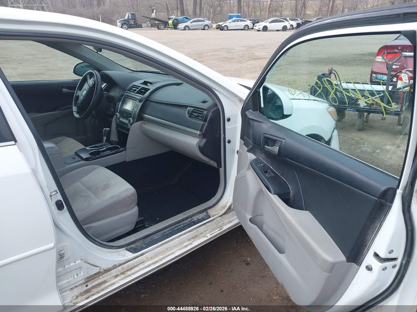 2014 Toyota Camry Le