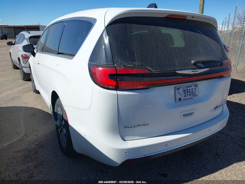 2023 Chrysler Pacifica Hybrid Touring L