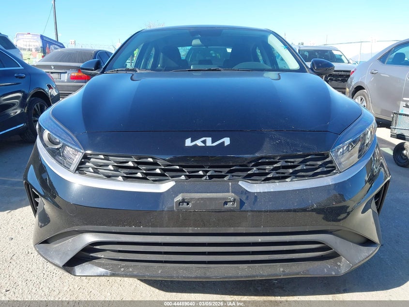 VIN 3KPF24AD9RE754905 2024 KIA FORTE LXS