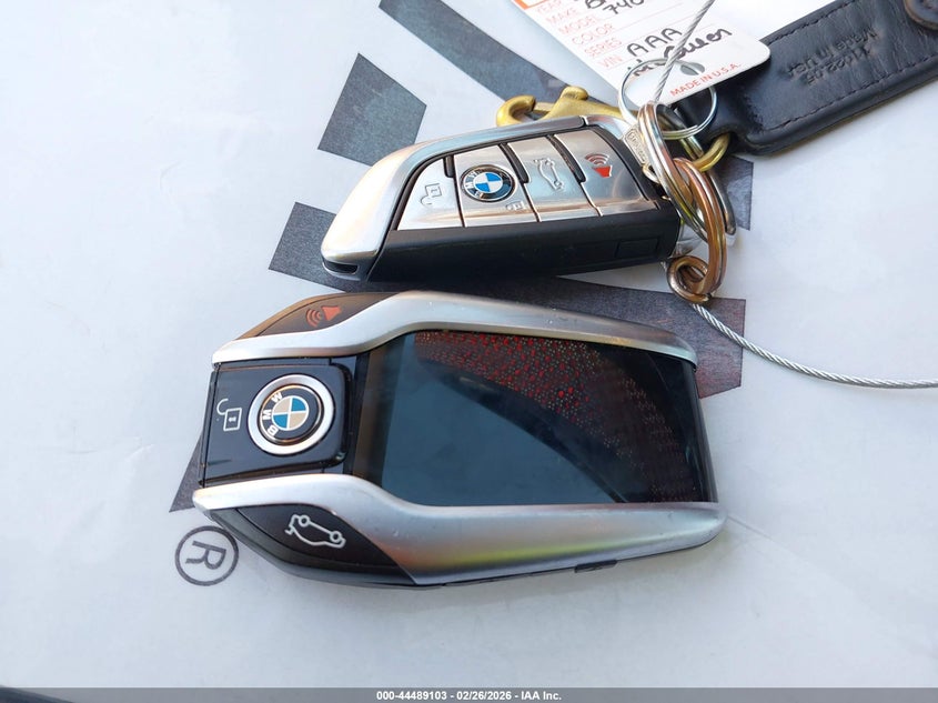 VIN: WBA7E2C52HG739745 2017 BMW 740I