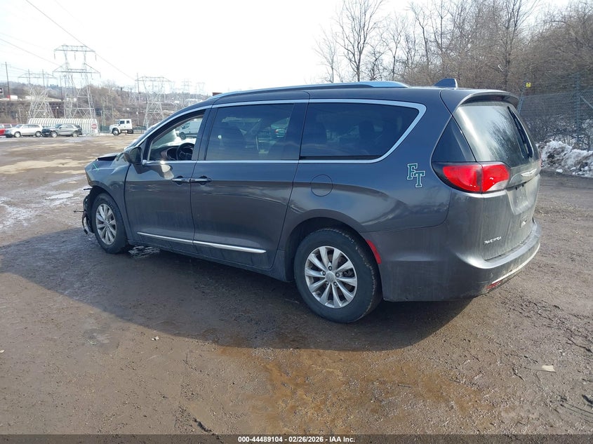 2019 Chrysler Pacifica Touring L