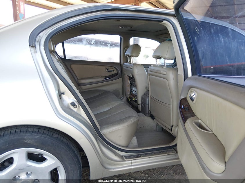 2001 Infiniti I30 Luxury VIN: JNKCA31A71T028735 Lot: 44489190