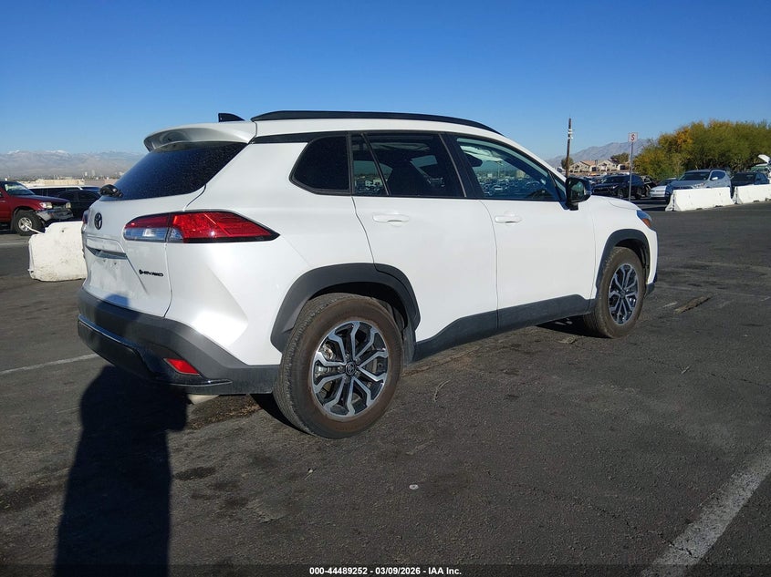 2025 Toyota Corolla Cross Hybrid Se