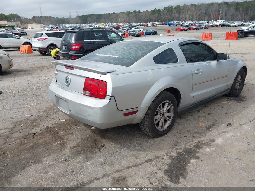 2008 Ford Mustang V6 Deluxe/V6 Premium