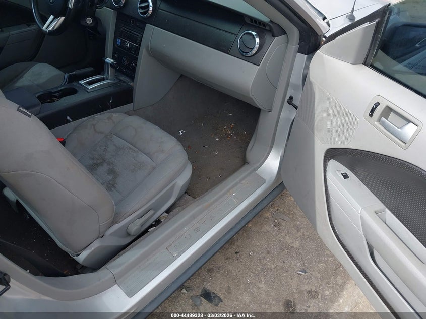 2008 Ford Mustang V6 Deluxe/V6 Premium