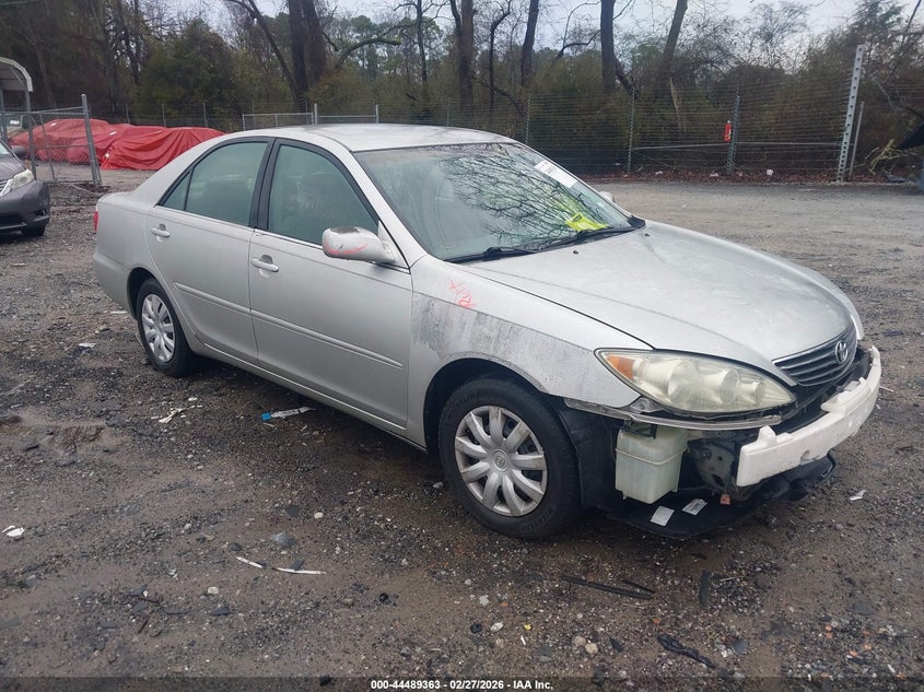 2005 Toyota Camry Le