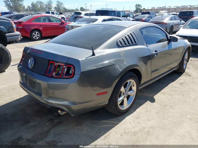 2013 Ford Mustang V6