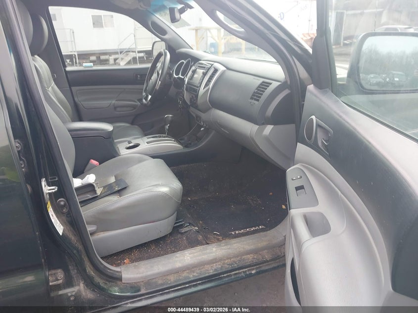 2013 Toyota Tacoma Base V6