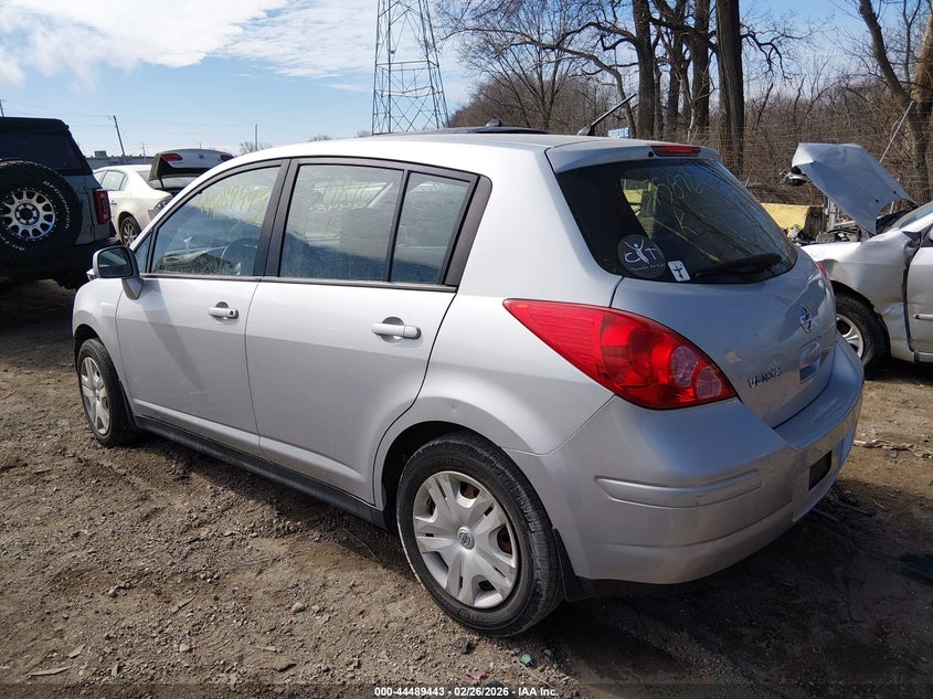 2011 Nissan Versa 1.8S