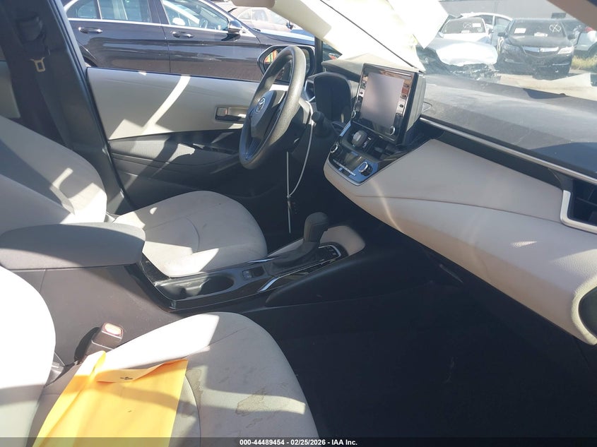 2022 Toyota Corolla Hybrid Le