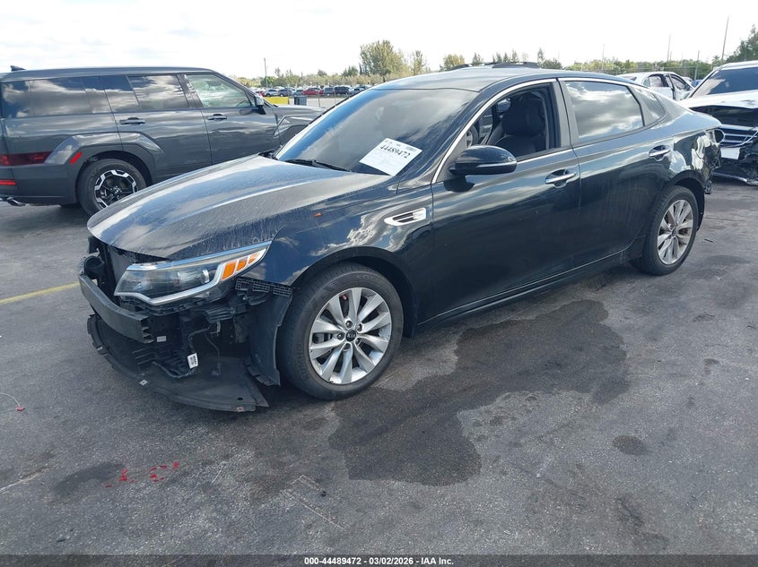 Vin: 5xxgt4l37jg198742, lot: 44986179, kia optima s 20182