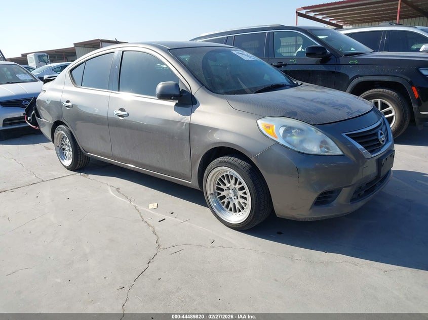 2014 Nissan Versa 1.6 Sv